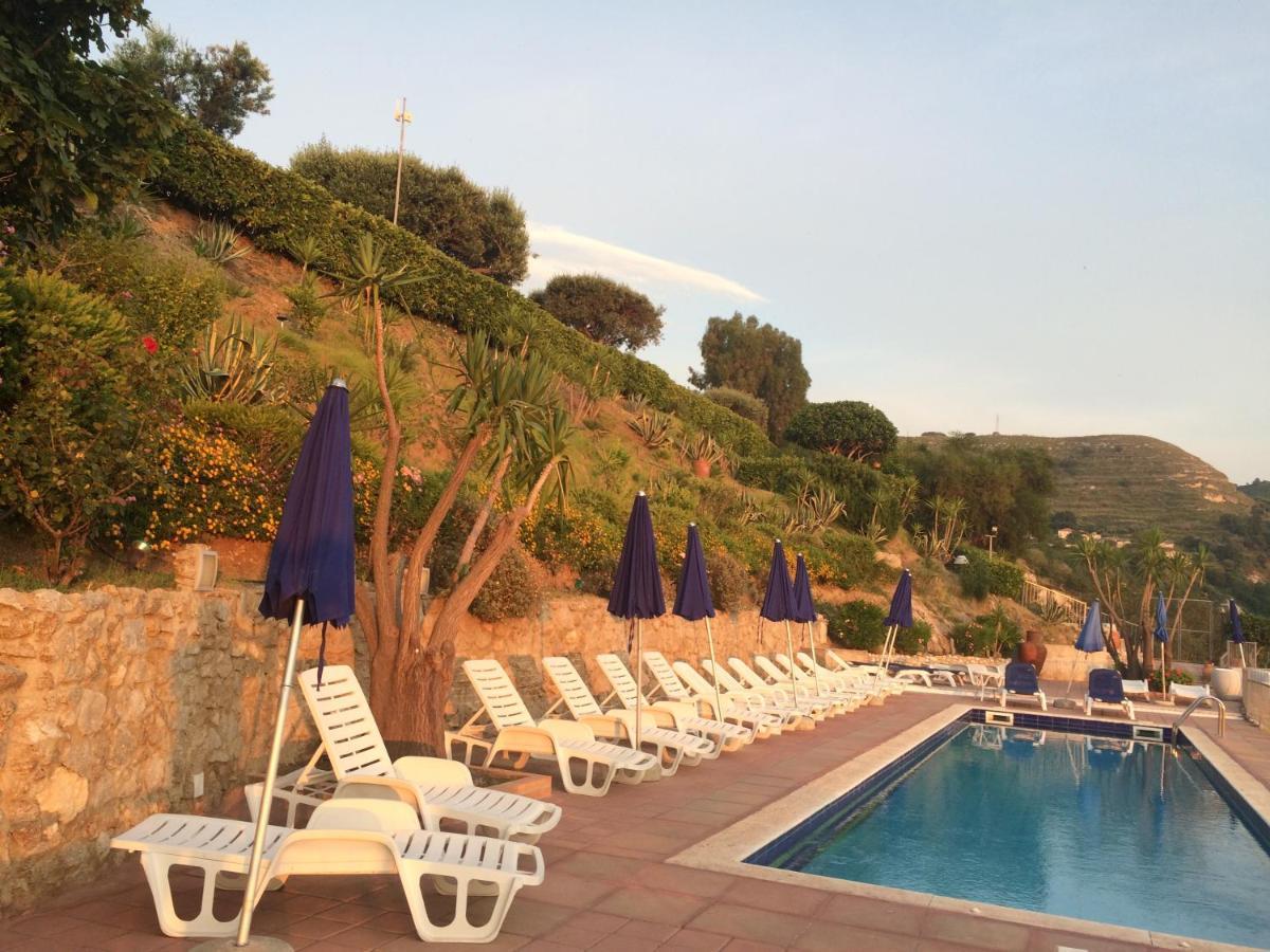 Villa Del Conte Drapia Экстерьер фото