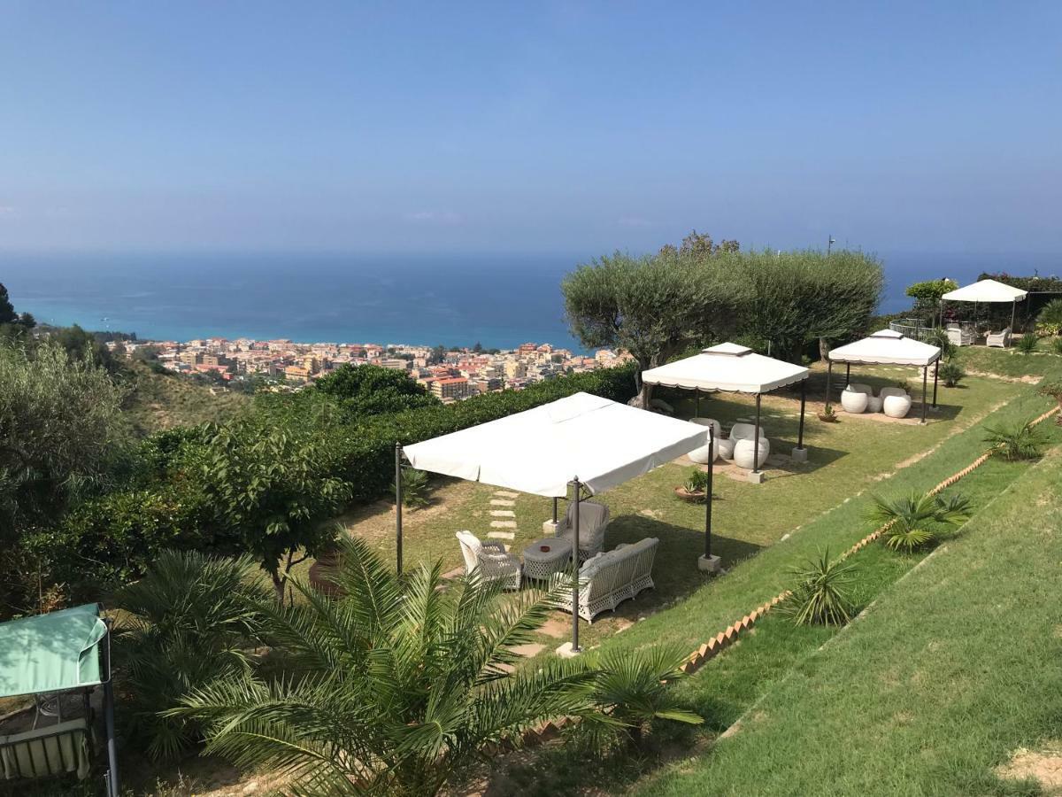 Villa Del Conte Drapia Экстерьер фото