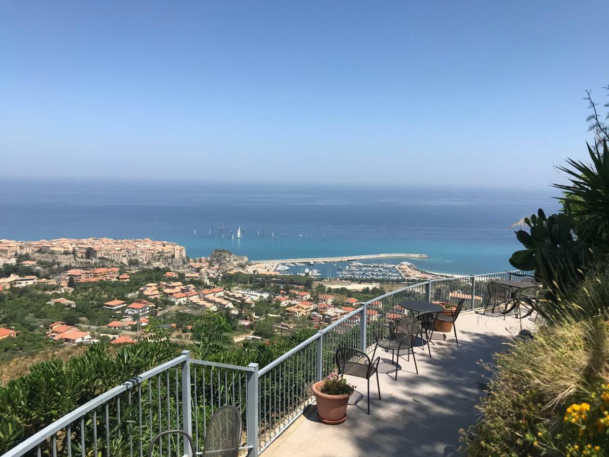 Villa Del Conte Drapia Экстерьер фото