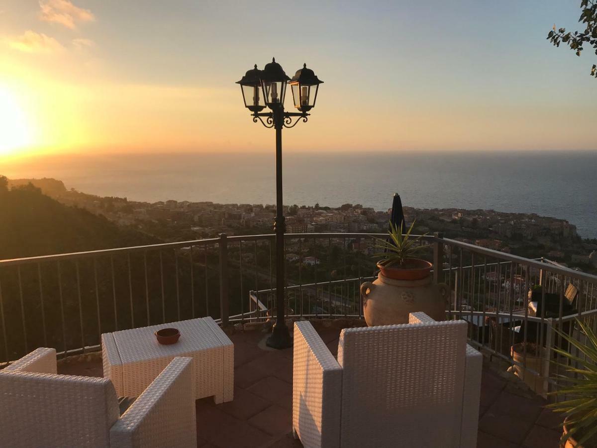 Villa Del Conte Drapia Экстерьер фото